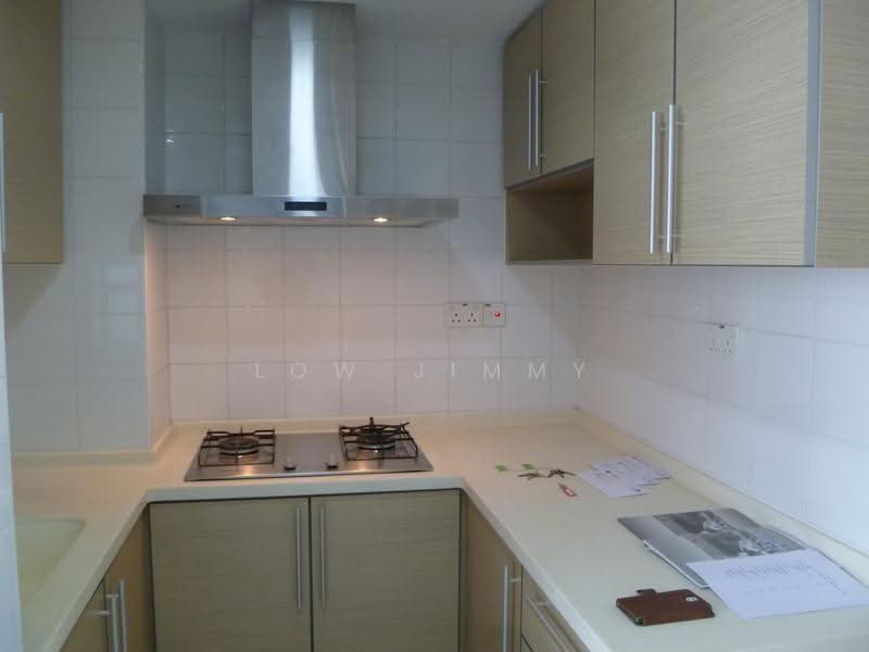 Emerald Park, 2 Indus Road, Alexandra / Commonwealth, 3 Bedrooms, 1,173 sqft, Condominium For Rent, by Low Jimmy, 18510923 - PropertyGuru.com.sg