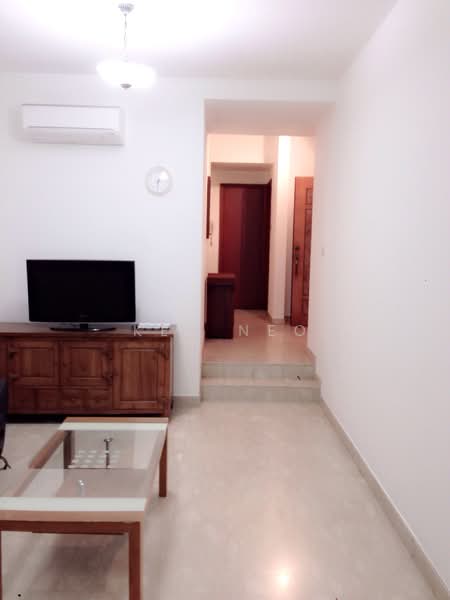 Hazel Park Condo, 29 Hazel Park Terrace, 2 Bedrooms, 980 sqft, Condominium For Rent, by Ken Neo, 18544056 - PropertyGuru.com.sg