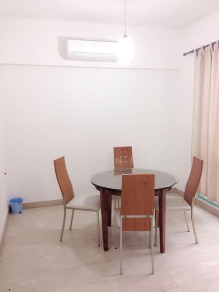 Hazel Park Condo, 29 Hazel Park Terrace, 2 Bedrooms, 980 sqft, Condominium For Rent, by Ken Neo, 18544056 - PropertyGuru.com.sg