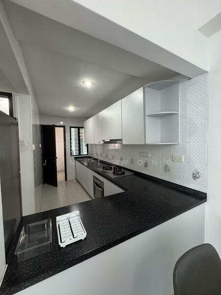 Open kitchen 