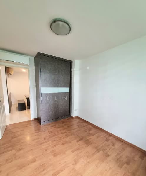 481 Segar Road, 481 Segar Road, 3 Bedrooms, 1,184 sqft, HDB Flat For Rent, by Helen Wong, 18564528 - PropertyGuru.com.sg