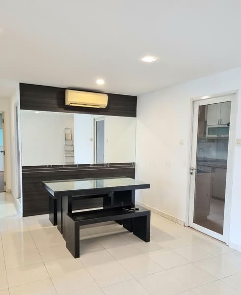 481 Segar Road, 481 Segar Road, 3 Bedrooms, 1,184 sqft, HDB Flat For Rent, by Helen Wong, 18564528 - PropertyGuru.com.sg