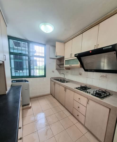481 Segar Road, 481 Segar Road, 3 Bedrooms, 1,184 sqft, HDB Flat For Rent, by Helen Wong, 18564528 - PropertyGuru.com.sg