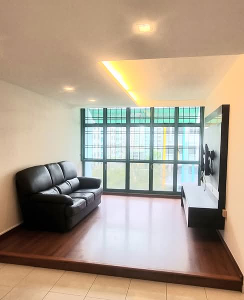 481 Segar Road, 481 Segar Road, 3 Bedrooms, 1,184 sqft, HDB Flat For Rent, by Helen Wong, 18564528 - PropertyGuru.com.sg