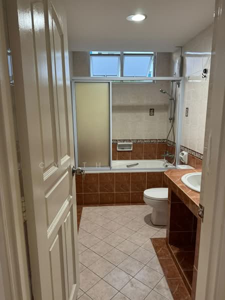 Grand Regency, 9 Jalan Rajawali, 3 Bedrooms, 1,200 sqft, Condominium For Rent, by Cynthia Kok, 18609304 - PropertyGuru.com.sg