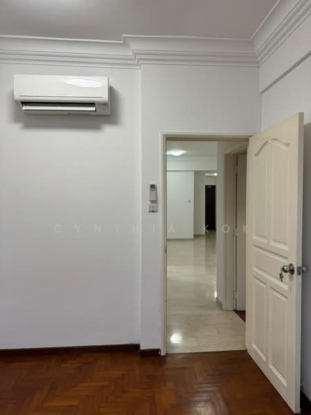 Grand Regency, 9 Jalan Rajawali, 3 Bedrooms, 1,200 sqft, Condominium For Rent, by Cynthia Kok, 18609304 - PropertyGuru.com.sg
