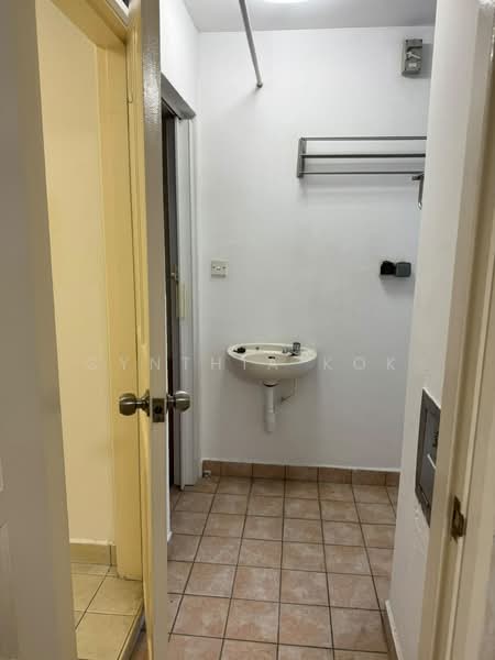 Grand Regency, 9 Jalan Rajawali, 3 Bedrooms, 1,200 sqft, Condominium For Rent, by Cynthia Kok, 18609304 - PropertyGuru.com.sg