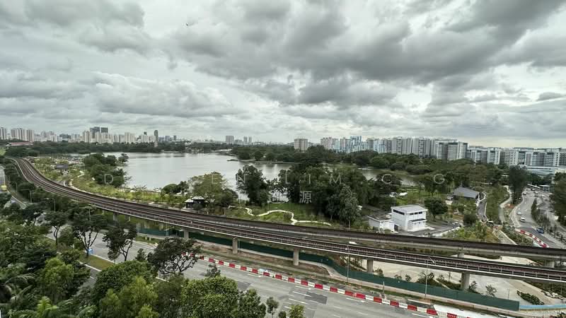 The Lakeshore, 31 Jurong West Street 41, 3 Bedrooms, 1,184 sqft, Condominium For Rent, by Darren Lim, 18619550 - PropertyGuru.com.sg