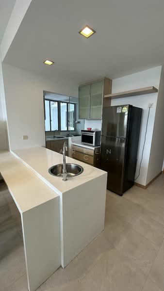 The Lakeshore, 31 Jurong West Street 41, 3 Bedrooms, 1,184 sqft, Condominium For Rent, by Darren Lim, 18619550 - PropertyGuru.com.sg