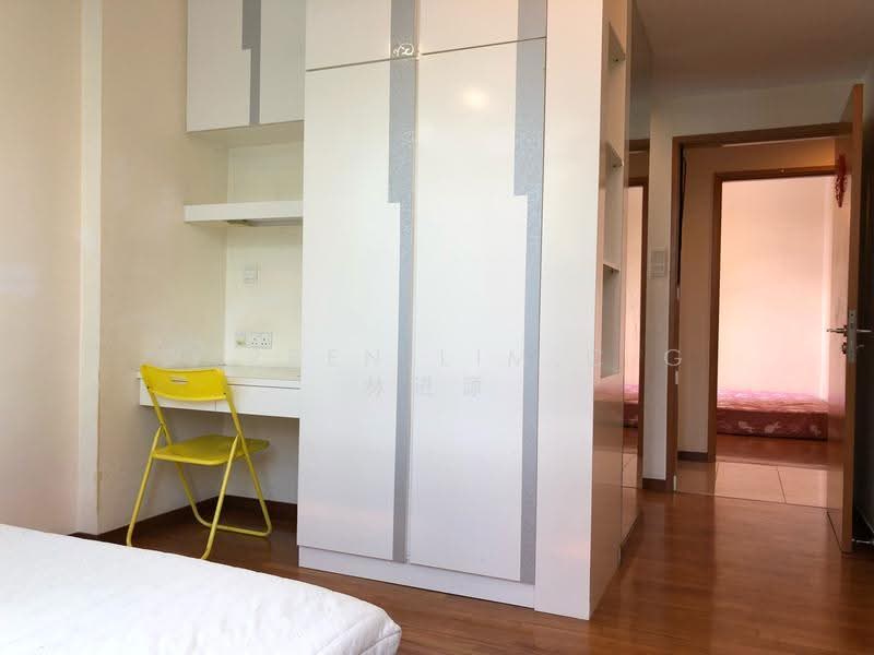 The Lakeshore, 31 Jurong West Street 41, Boon Lay / Jurong / Tuas, 3 Bedrooms, 1,109 sqft, Condominium For Rent, by Darren Lim, 18627151 - PropertyGuru.com.sg