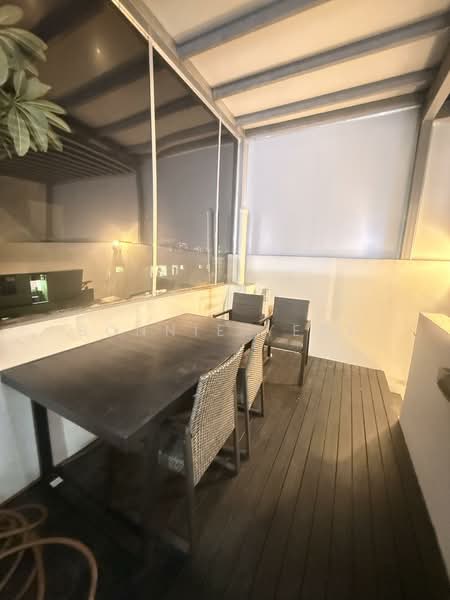 Centra Residence, 8 Lorong 7 Geylang, 2 Bedrooms, 1,067 sqft, Condominium For Rent, by Bonnie Yeoh, 18630411 - PropertyGuru.com.sg