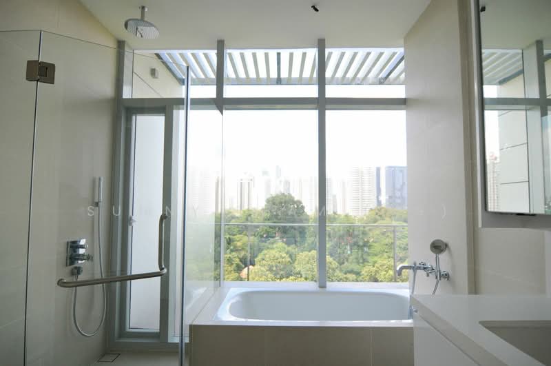 Sarkies Green, 10 Sarkies Road, 3 Bedrooms, 2,056 sqft, Condominium For Rent, by Sunny Tham 谭燕生, 18654852 - Master Bathroom - PropertyGuru.com.sg
