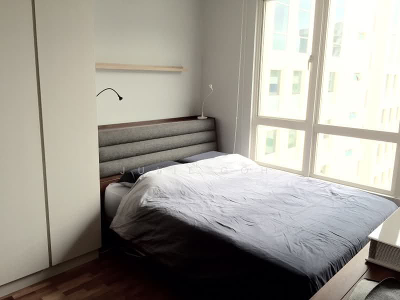 Burlington Square, 175 Bencoolen Street, 2 Bedrooms, 872 sqft, Apartment For Rent, by Julie Goh, 18658696 - PropertyGuru.com.sg