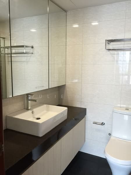 Burlington Square, 175 Bencoolen Street, 2 Bedrooms, 872 sqft, Apartment For Rent, by Julie Goh, 18658696 - PropertyGuru.com.sg