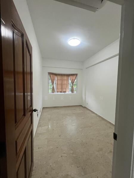 For Rent - Eng Kong Green