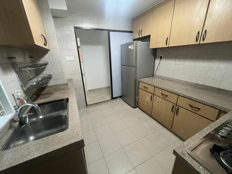 For Rent - Eng Kong Green