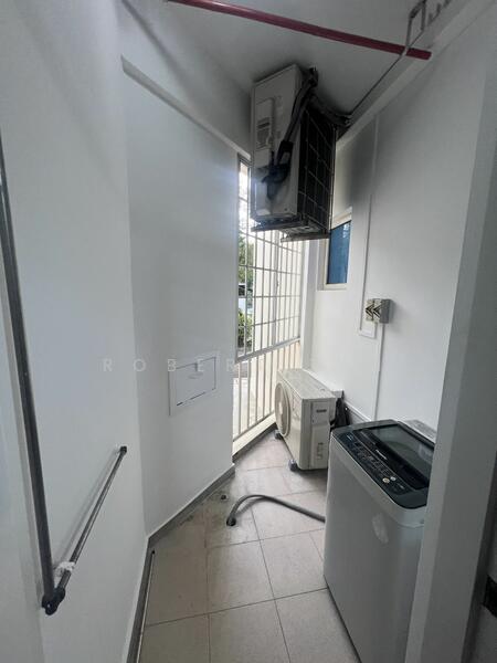 For Rent - Eng Kong Green