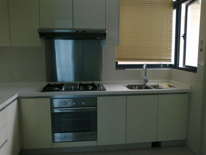 City Square Residences, 8 Kitchener Link, 3 Bedrooms, 1,216 sqft, Condominium For Rent, by Steph Sim, 18698512 - bright kitchen - PropertyGuru.com.sg