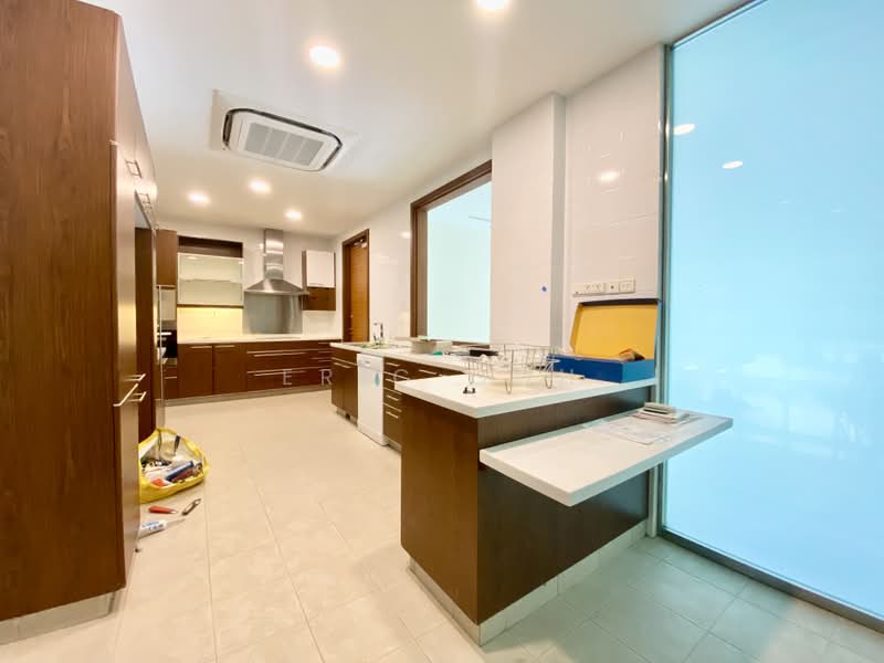 Gallop Green, 17 Woollerton Park, 5 Bedrooms, 2,992 sqft, Condominium For Rent, by Eric Goh, 18703121 - PropertyGuru.com.sg