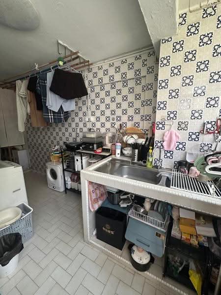 16 Taman Ho Swee, 16 Taman Ho Swee, Alexandra / Commonwealth, 2 Bedrooms, 581 sqft, HDB Flat For Rent, by Teddy Loh, 18721856 - PropertyGuru.com.sg