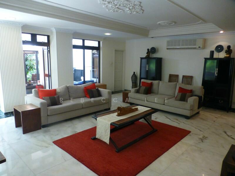 The Balmoral, 18 Balmoral Park, 4 Bedrooms, 3,310 sqft, Condominium For Rent, by Rebecca Lee, 18723296 - exquisite marble flooring, spacious living and dining area for large furnture - PropertyGuru.com.sg