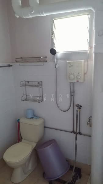 897A Tampines Street 81, 897A Tampines Street 81, 2 Bedrooms, 796 sqft, HDB Flat For Rent, by Victor Zeng, 18731849 - PropertyGuru.com.sg