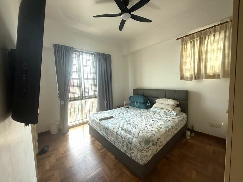 Astoria Park, 28 Lorong Mydin, 3 Bedrooms, 1,173 sqft, Condominium For Rent, by Paley Kuang, 18736992 - PropertyGuru.com.sg