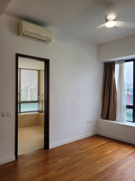 d'Leedon (Former Farrer Court), 15 Leedon Heights, 4 Bedrooms, 2,012 sqft, Condominium For Rent, by Christina Teng, 18742309 - Master bedroom - PropertyGuru.com.sg