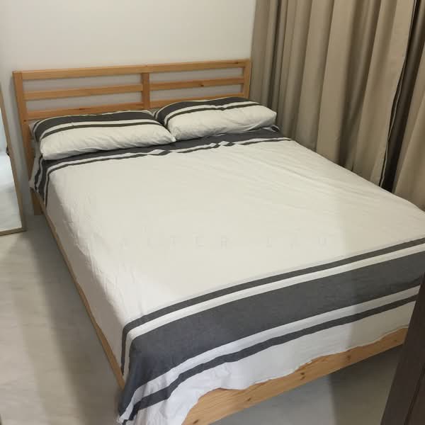 Spottiswoode 18, 18 Spottiswoode Park Road, 1 Bedroom, 387 sqft, Condominium For Rent, by Walter Lau, 18742955 - Master bedroom can fit Queen size bed - PropertyGuru.com.sg