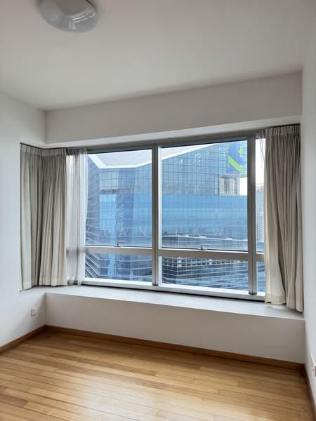 Marina Bay Residences, 18 Marina Boulevard, 2 Bedrooms, 1,055 sqft, Condominium For Sale, by Kian Law, 18743731 - PropertyGuru.com.sg