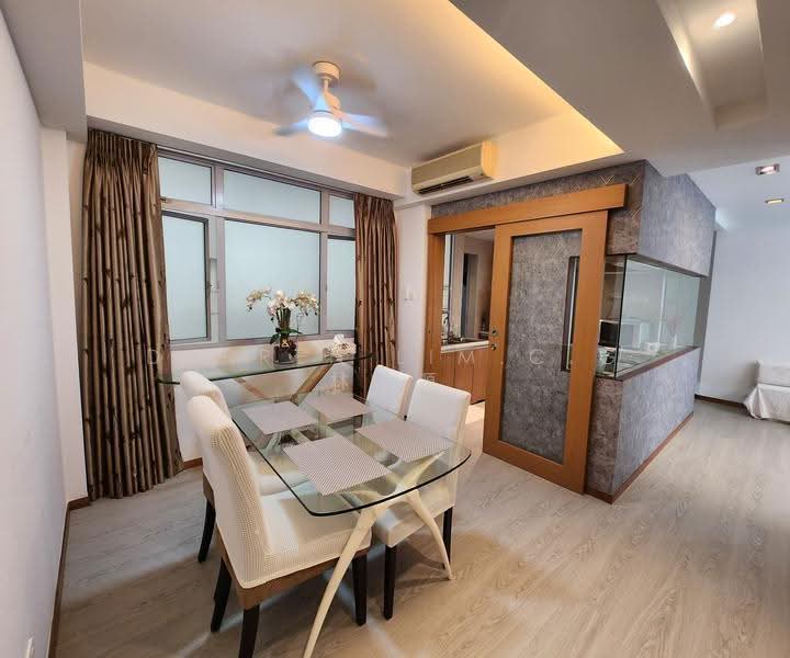 The Lakeshore, 31 Jurong West Street 41, Boon Lay / Jurong / Tuas, 3 Bedrooms, 1,141 sqft, Condominium For Rent, by Darren Lim, 18760078 - PropertyGuru.com.sg