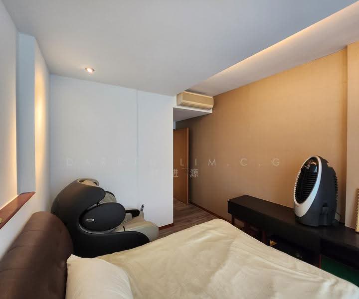 The Lakeshore, 31 Jurong West Street 41, Boon Lay / Jurong / Tuas, 3 Bedrooms, 1,141 sqft, Condominium For Rent, by Darren Lim, 18760078 - PropertyGuru.com.sg