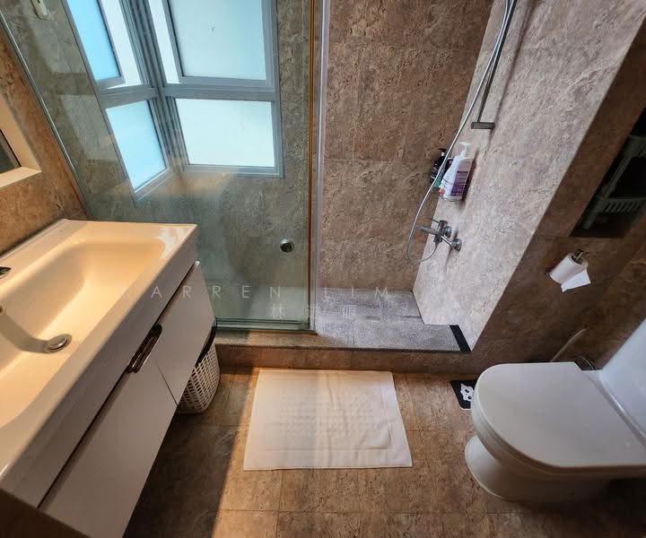 The Lakeshore, 31 Jurong West Street 41, Boon Lay / Jurong / Tuas, 3 Bedrooms, 1,141 sqft, Condominium For Rent, by Darren Lim, 18760078 - PropertyGuru.com.sg