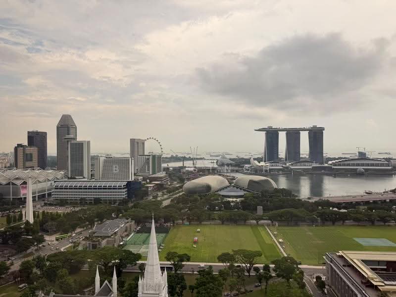 Peninsula Plaza, 111 North Bridge Road, City Hall / Clarke Quay, 2,217 sqft, Office For Rent, by Bill Singh, 18764565 - Exterior - CommercialGuru.com.sg