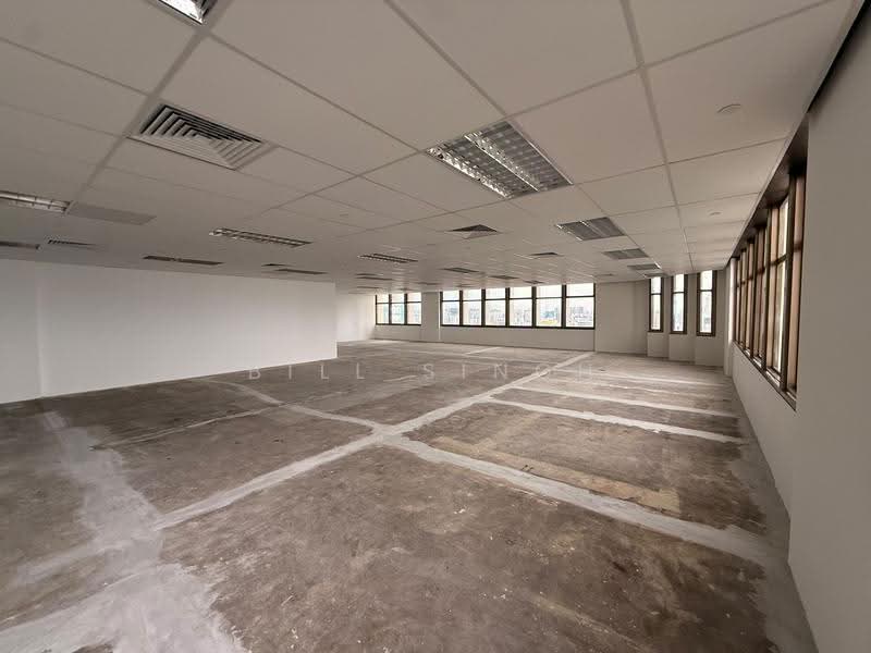 Peninsula Plaza, 111 North Bridge Road, City Hall / Clarke Quay, 2,217 sqft, Office For Rent, by Bill Singh, 18764565 - Interior - CommercialGuru.com.sg
