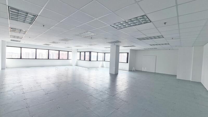 Wisma Atria, 435 Orchard Road, 1,700 sqft, Office For Rent, by Ronda Tham, 18765897 - CommercialGuru.com.sg