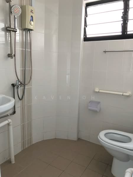 138 Lorong Ah Soo, 138 Lorong Ah Soo, 3 Bedrooms, 1,108 sqft, HDB Flat For Rent, by Kaven Oh, 18766820 - PropertyGuru.com.sg