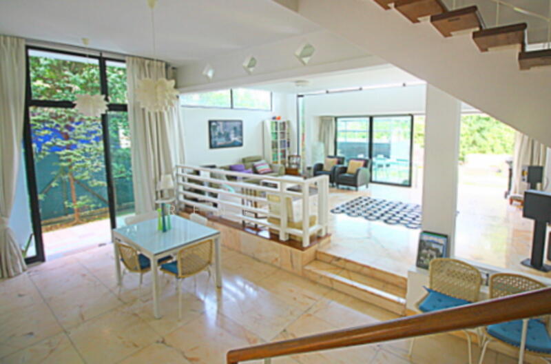 For Rent - Ford Avenue