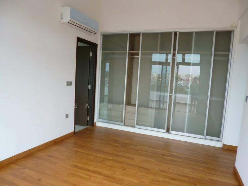 Master Bedroom on upper level