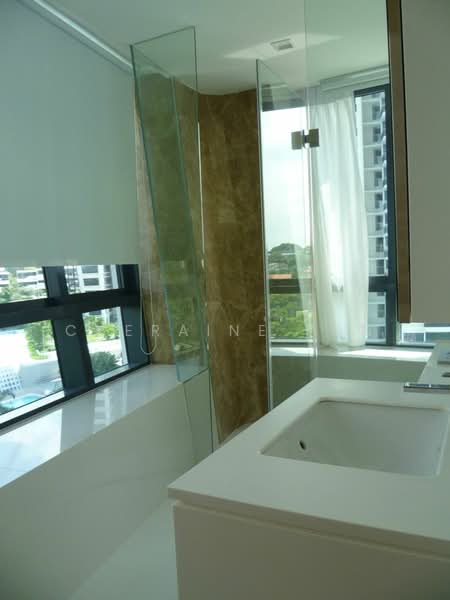 D'LEEDON (Former Farrer Court), 9 Leedon Heights, 3 Bedrooms, 1,302 sqft, Condominium For Sale, by Cheraine Tan, 18776646 - MASTER BATHRM - PropertyGuru.com.sg
