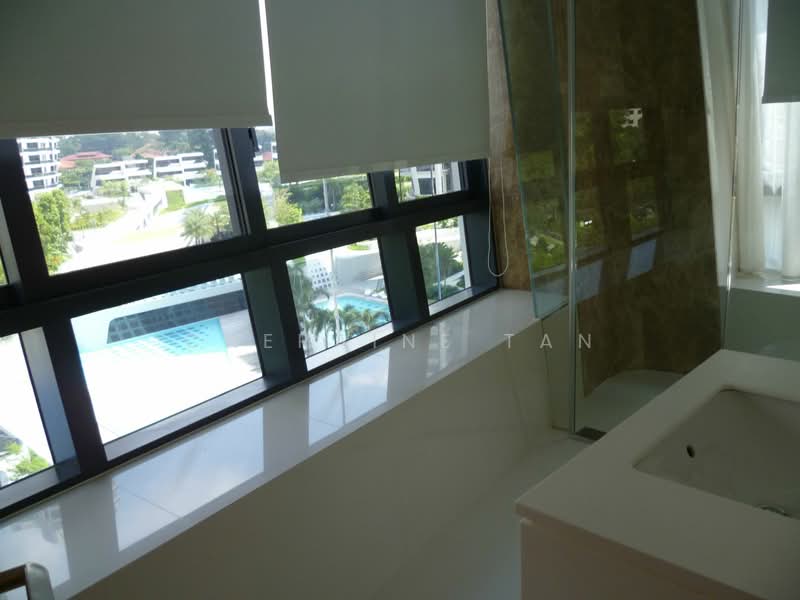 D'LEEDON (Former Farrer Court), 9 Leedon Heights, 3 Bedrooms, 1,302 sqft, Condominium For Sale, by Cheraine Tan, 18776646 - MASTER BATHRM - PropertyGuru.com.sg