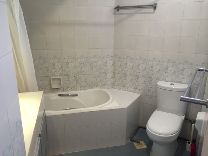 Mandarin Gardens, 5 Siglap Road, 1 Bedroom, 732 sqft, Condominium For Rent, by Eric Lim, 18779009 - PropertyGuru.com.sg
