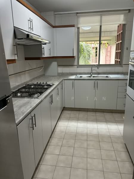 Maple Woods, 985 Bukit Timah Road, 3 Bedrooms, 1,378 sqft, Condominium For Rent, by Bob K P Tan, 18779177 - PropertyGuru.com.sg
