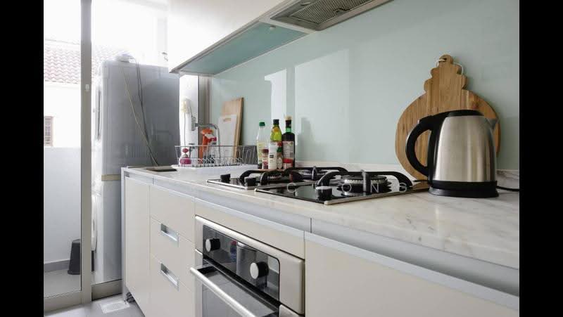 Maya, 9 Still Road, East Coast / Marine Parade, 2 Bedrooms, 980 sqft, Condominium For Rent, by Karen Chong, 18785094 - PropertyGuru.com.sg