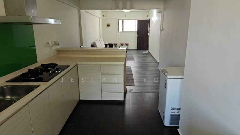 138 Tampines Street 11, 138 Tampines Street 11, 2 Bedrooms, 818 sqft, HDB Flat For Rent, by Jeslyn Leow, 18792656 - PropertyGuru.com.sg