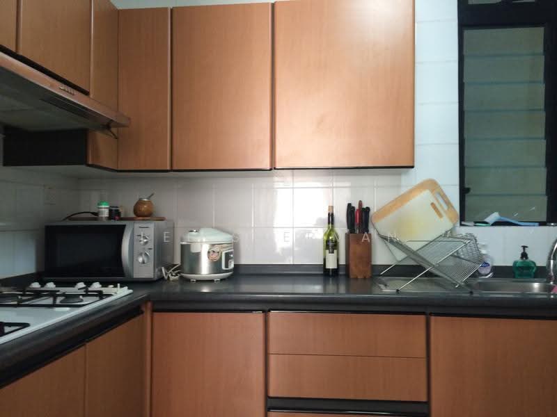 Spring Grove, 53 Grange Road, Tanglin / Holland / Bukit Timah, 2 Bedrooms, 1,012 sqft, Condominium For Rent, by Lee Sherman, 18796822 - PropertyGuru.com.sg