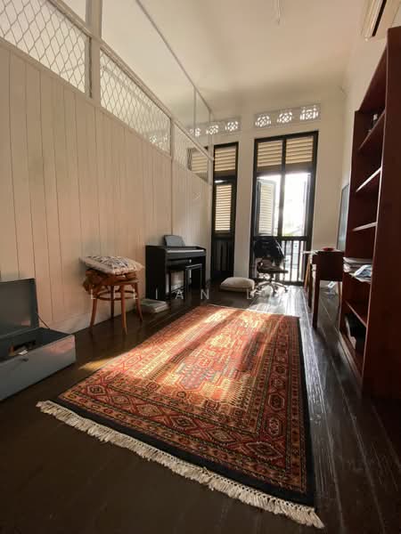 Tembeling Road, Tembeling Road, 3 Bedrooms, 1,800 sqft, Conservation House For Rent, by Lilian Lim, 18797206 - Study Room - PropertyGuru.com.sg