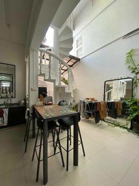 Tembeling Road, Tembeling Road, 3 Bedrooms, 1,800 sqft, Conservation House For Rent, by Lilian Lim, 18797206 - open concept courtyard - PropertyGuru.com.sg
