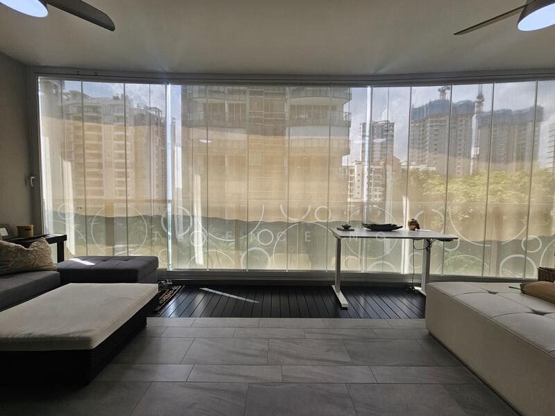 Spacious Balcony with option to Enclose