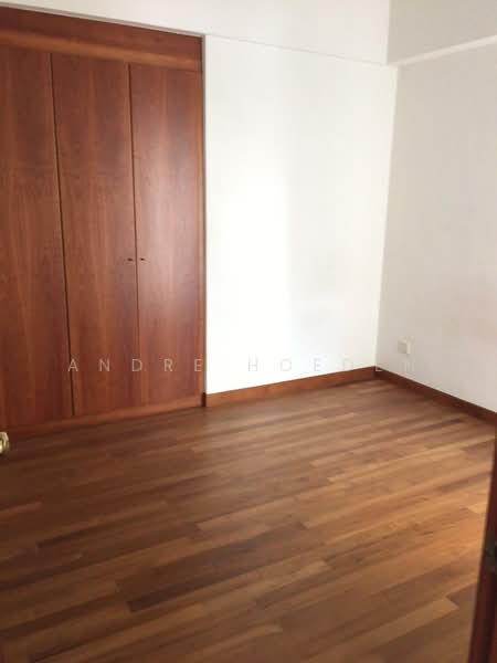 Aspen Heights, 261 River Valley Road, 3 Bedrooms, 1,324 sqft, Condominium For Rent, by Andre Hoeden, 18800139 - PropertyGuru.com.sg